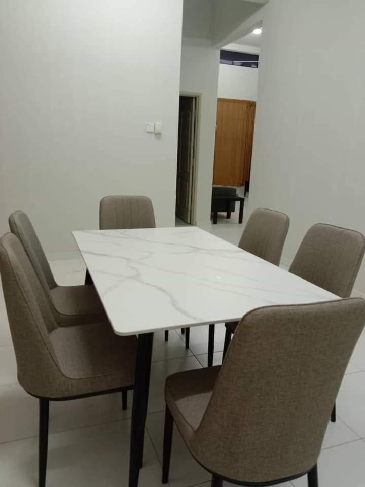 Friendly Homestay Malacca ภายนอก รูปภาพ